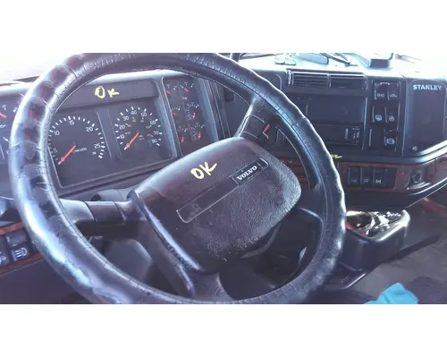 VOLVO VNL STEERING COLUMN