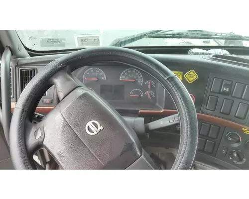 VOLVO VNL STEERING COLUMN