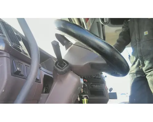 VOLVO VNL STEERING COLUMN