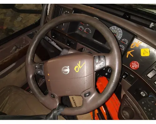 VOLVO VNL STEERING COLUMN