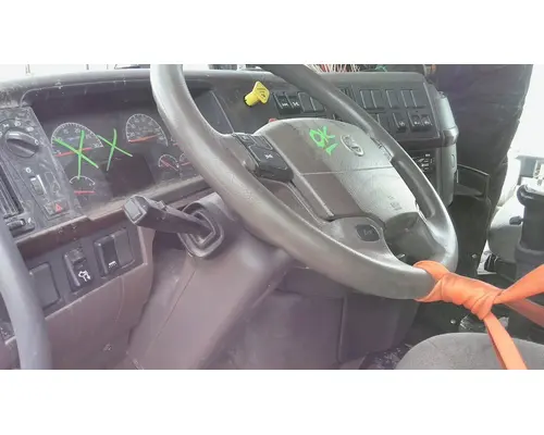 VOLVO VNL STEERING COLUMN