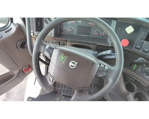 VOLVO VNL STEERING COLUMN
