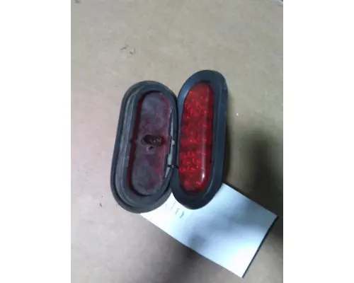 VOLVO VNL STOP TURN TAIL LAMP