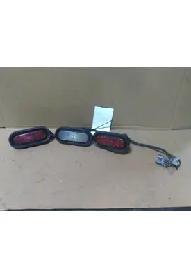 VOLVO VNL STOP TURN TAIL LAMP
