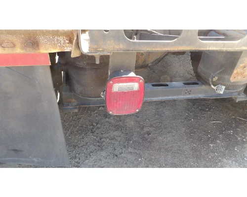 VOLVO VNL STOP TURN TAIL LAMP
