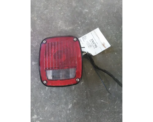 VOLVO VNL STOP TURN TAIL LAMP