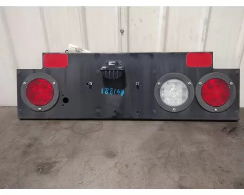 VOLVO VNL STOP TURN TAIL LAMP