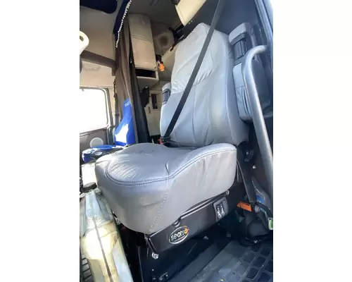 VOLVO VNL Seat, Front