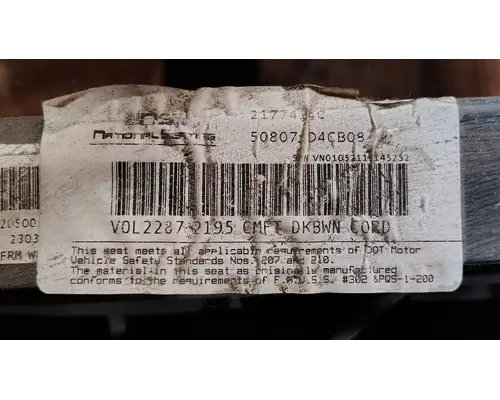 VOLVO VNL Seat, Front