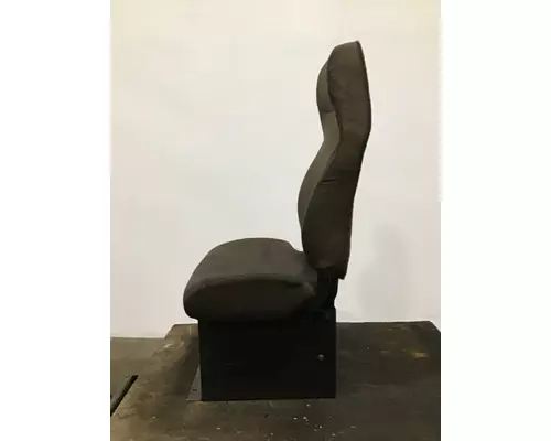 VOLVO VNL Seat