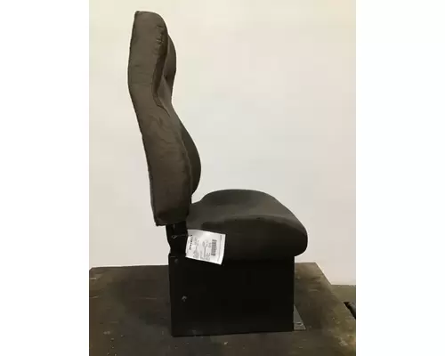 VOLVO VNL Seat