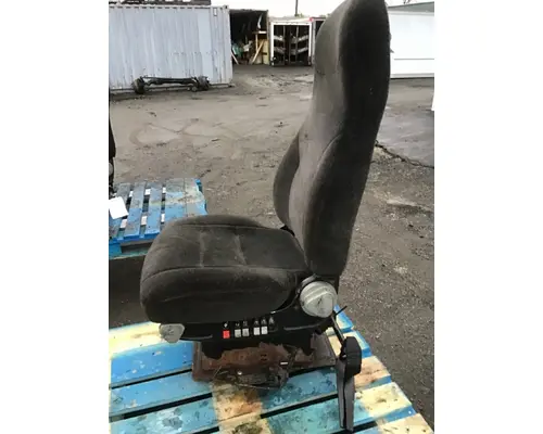 VOLVO VNL Seat
