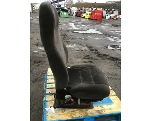 VOLVO VNL Seat