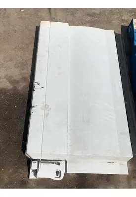 VOLVO VNL Side Fairing