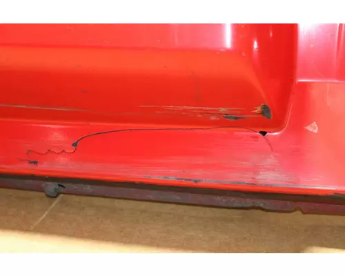 VOLVO VNL Side Fairing