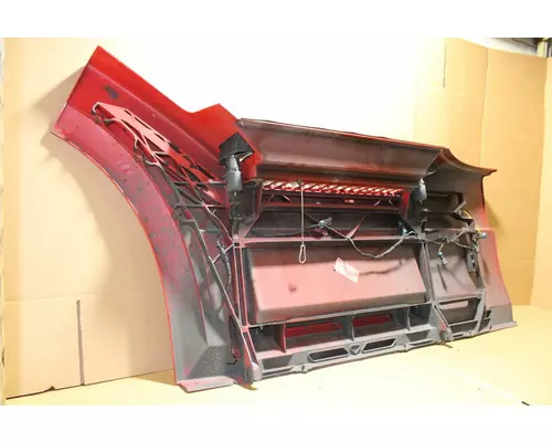 VOLVO VNL Side Fairing