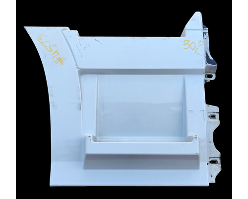 VOLVO VNL Side Fairing