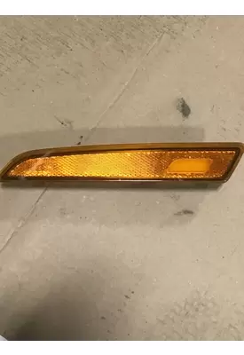 VOLVO VNL Side Marker Lamp, Rear