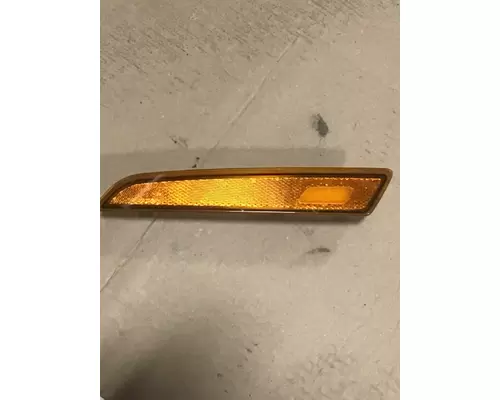 VOLVO VNL Side Marker Lamp, Rear