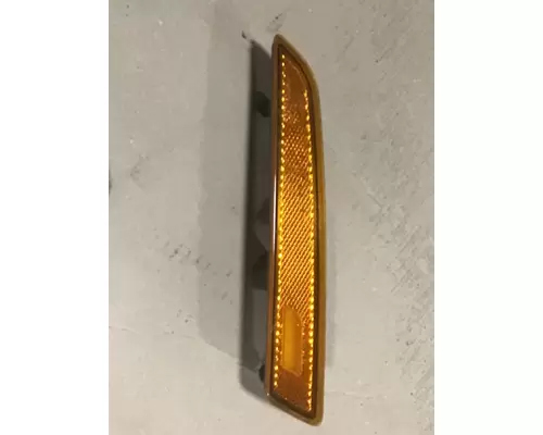 VOLVO VNL Side Marker Lamp, Rear