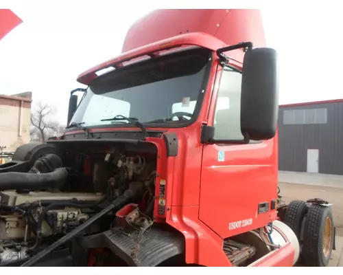 VOLVO VNL Side View Mirror