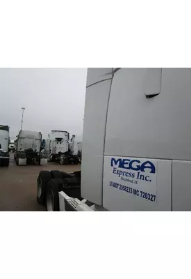 VOLVO VNL Sleeper Fairing