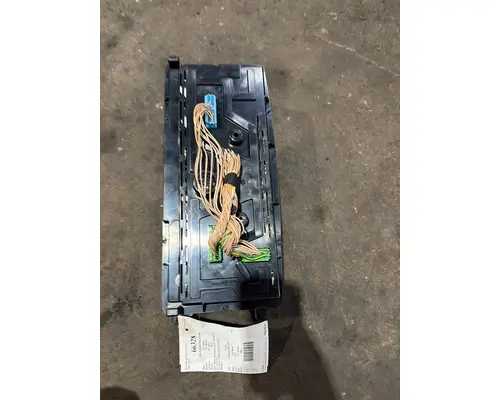 VOLVO VNL Speedometer Head Cluster