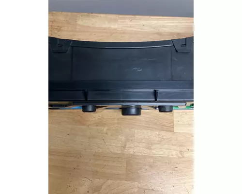 VOLVO VNL Speedometer Head Cluster
