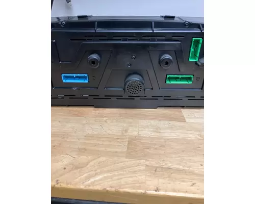 VOLVO VNL Speedometer Head Cluster