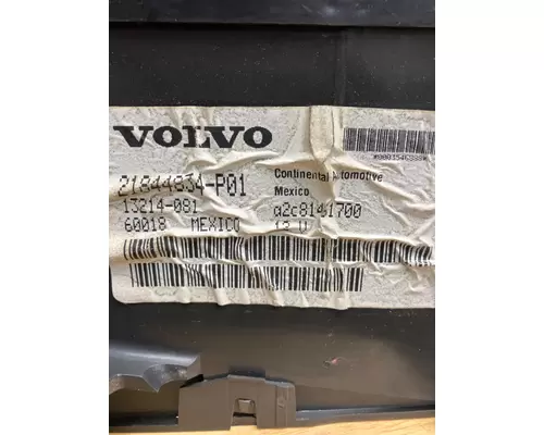 VOLVO VNL Speedometer Head Cluster