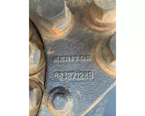 VOLVO VNL Spindle  Knuckle, Front