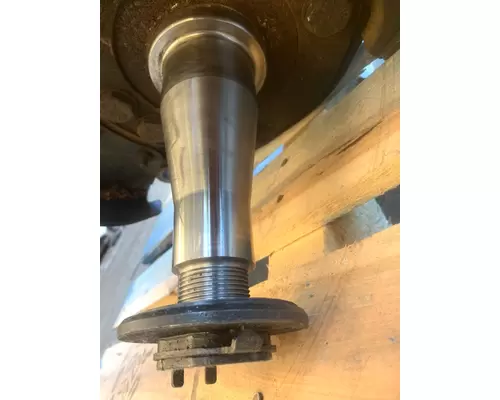 VOLVO VNL Spindle  Knuckle, Front