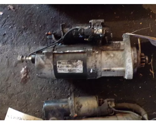 VOLVO VNL Starter Motor