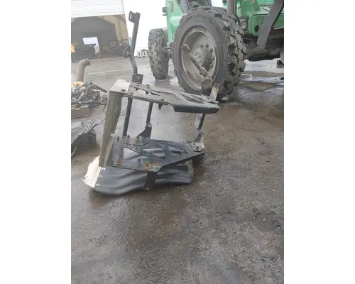 VOLVO VNL Step