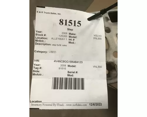 VOLVO VNL Step