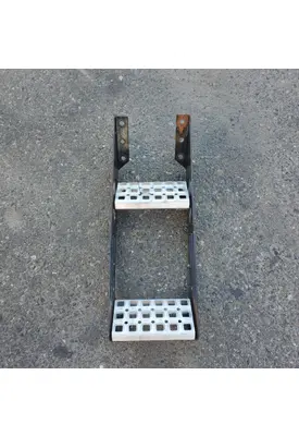VOLVO VNL Strut