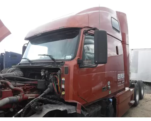 VOLVO VNL Sun Visor, Exterior