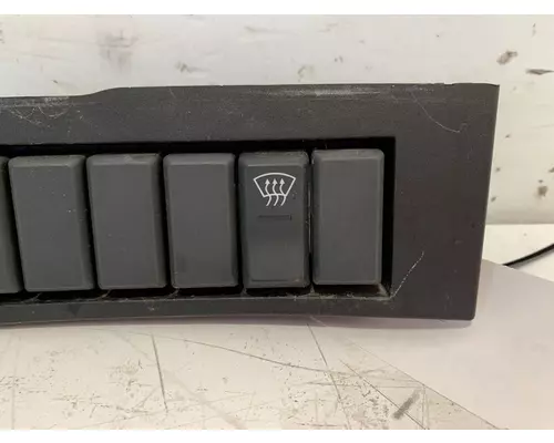 VOLVO VNL Switch Panel