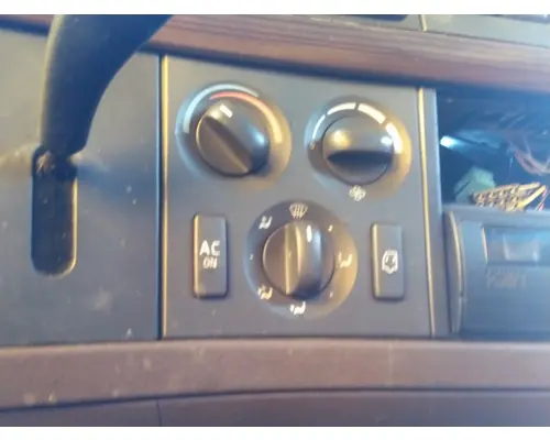 VOLVO VNL TEMPERATURE CONTROL