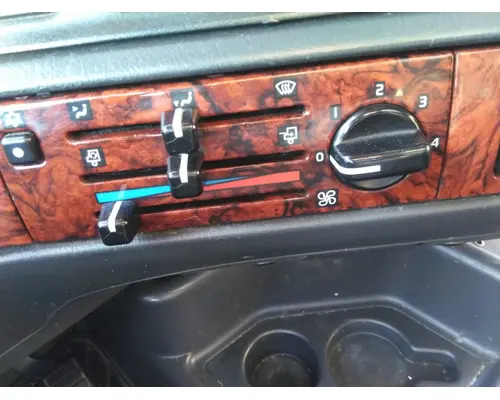 VOLVO VNL TEMPERATURE CONTROL