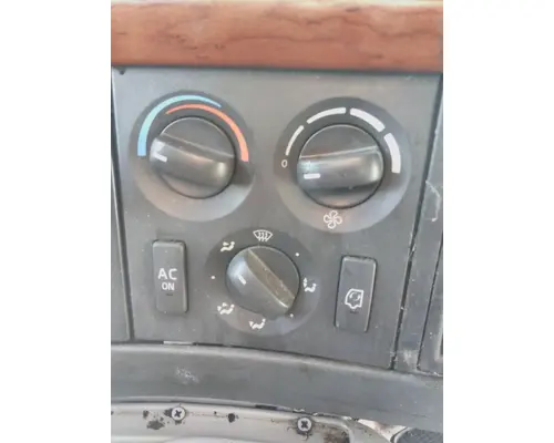 VOLVO VNL TEMPERATURE CONTROL