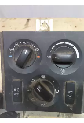 VOLVO VNL TEMPERATURE CONTROL