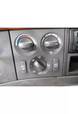 VOLVO VNL TEMPERATURE CONTROL