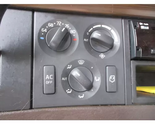 VOLVO VNL TEMPERATURE CONTROL