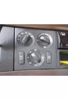 VOLVO VNL TEMPERATURE CONTROL