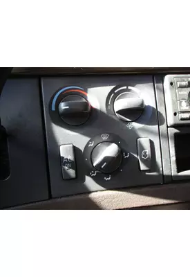 VOLVO VNL TEMPERATURE CONTROL