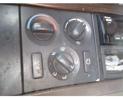 VOLVO VNL TEMPERATURE CONTROL