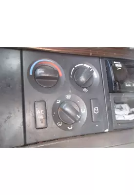VOLVO VNL TEMPERATURE CONTROL