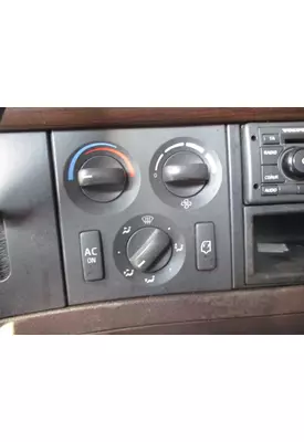 VOLVO VNL TEMPERATURE CONTROL