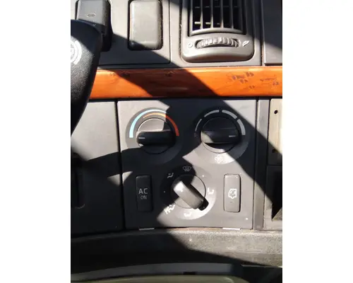 VOLVO VNL TEMPERATURE CONTROL